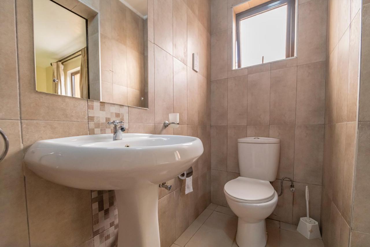 Joy Palace Hotel Найроби Екстериор снимка